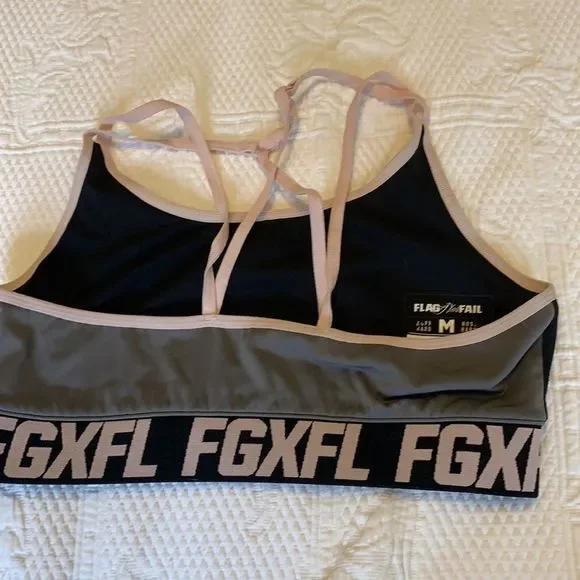 EUC Flag Nor Fail Tri Color bra sz med black blush - Picture 9 of 9